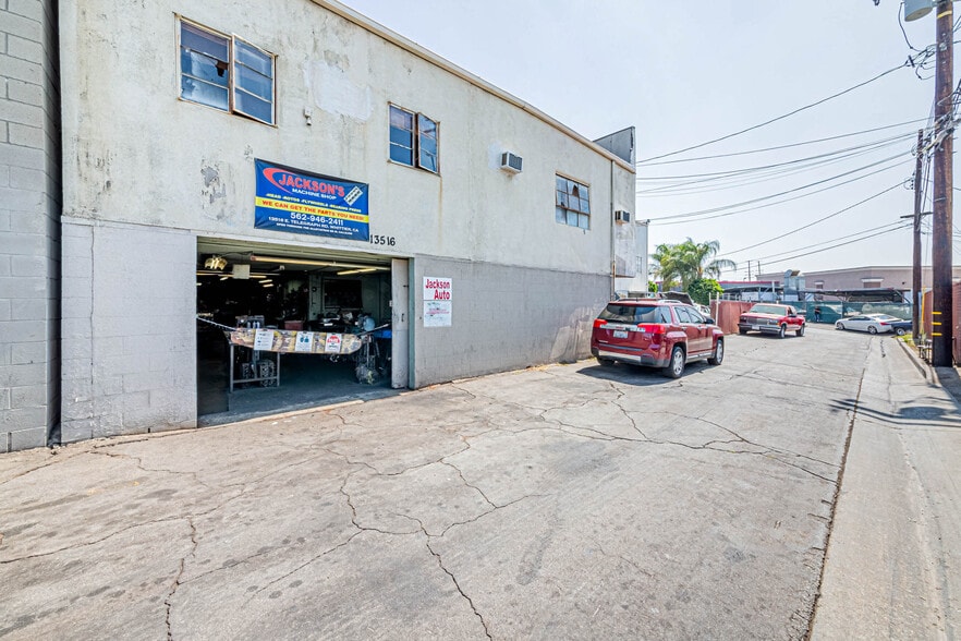 More Photos Of 13516 Telegraph Rd, Whittier Auto Repair For Sale