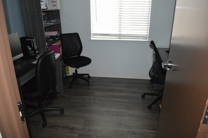 More Photos Of 331 E Cotati Ave, Cotati Office For Sale