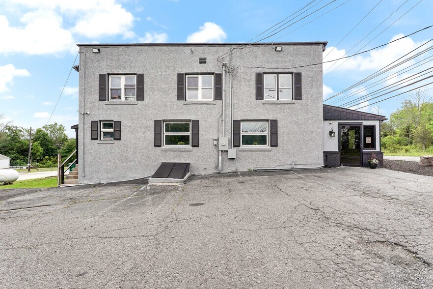 More Photos Of 3347 W Ridge Pike, Limerick Restaurant For Sale