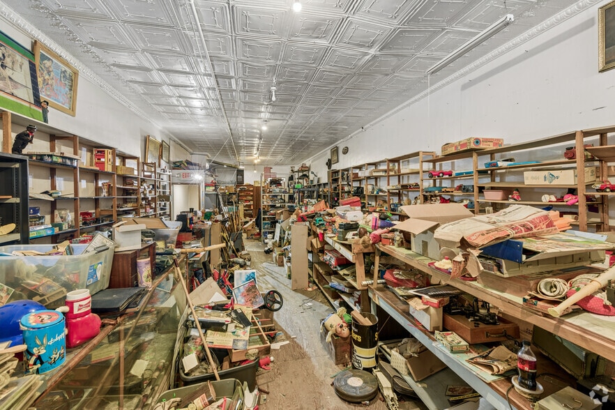 More Photos Of 1018 Fifth Ave, Pittsburgh Storefront Retail Residential For Sale