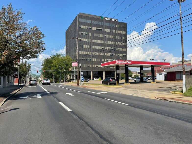 More Photos Of 500 Avery St, Parkersburg Service Station For Sale