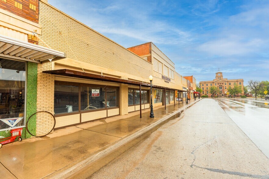 More Photos Of 1242 Commercial Ave, Anson General Retail For Sale