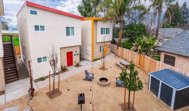 More Photos Of 3131 W St, Sacramento Apartments For Sale