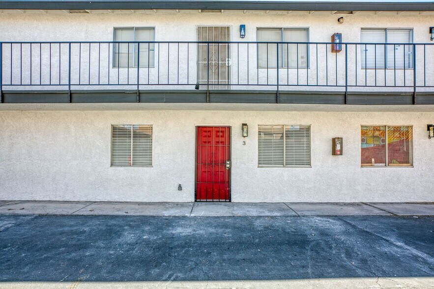More Photos Of 317 S 9th St, Las Vegas Apartments For Sale