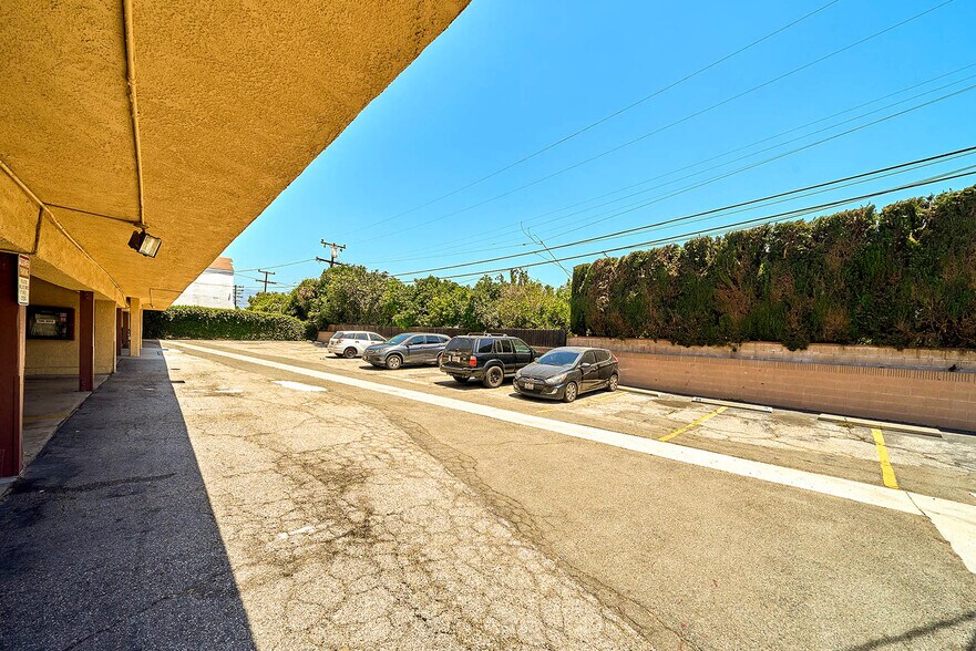 More Photos Of 1010 S Atlantic Blvd, Alhambra Apartments For Sale