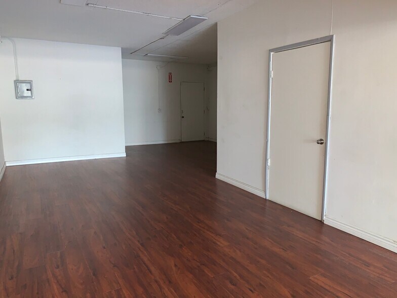 More Photos Of 15873-15879 Amar Rd, La Puente Unknown For Lease