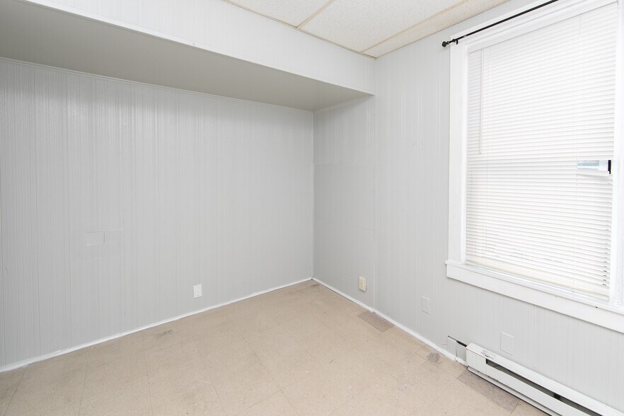 More Photos Of 2709 Westfield Ave, Camden Apartments For Sale