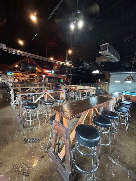 More Photos Of 1193 Loop 337, New Braunfels Convenience Store For Sale