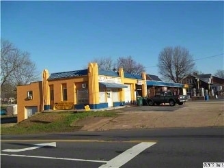 Primary Photo Of 230 S College Ave, Newton Carwash For Sale