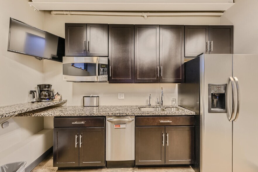 More Photos Of 3740 Dacoro Ln, Castle Rock Medical For Sale