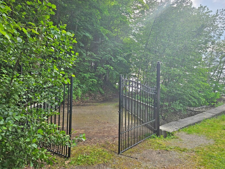 More Photos Of 0 Lake Front Dr, Erie Land For Sale