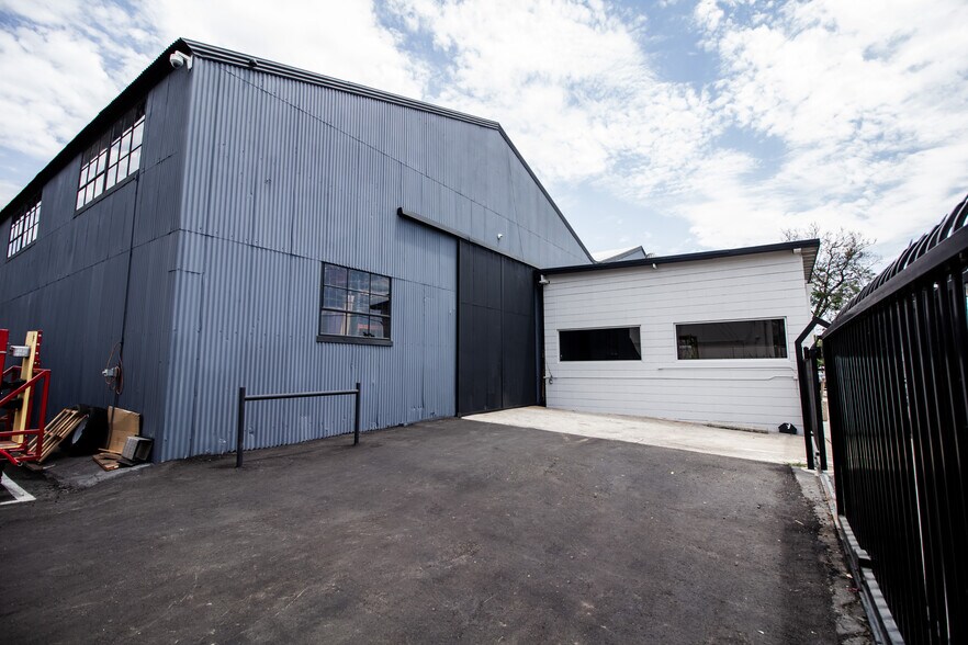 More Photos Of 748 N McKeever Ave, Azusa Warehouse For Sale