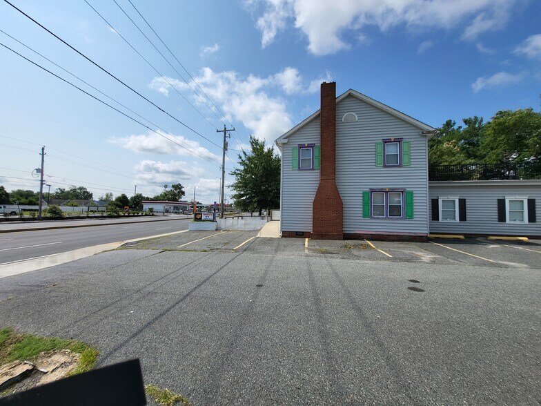 More Photos Of 203 Sunburst Hwy, Cambridge Office For Sale