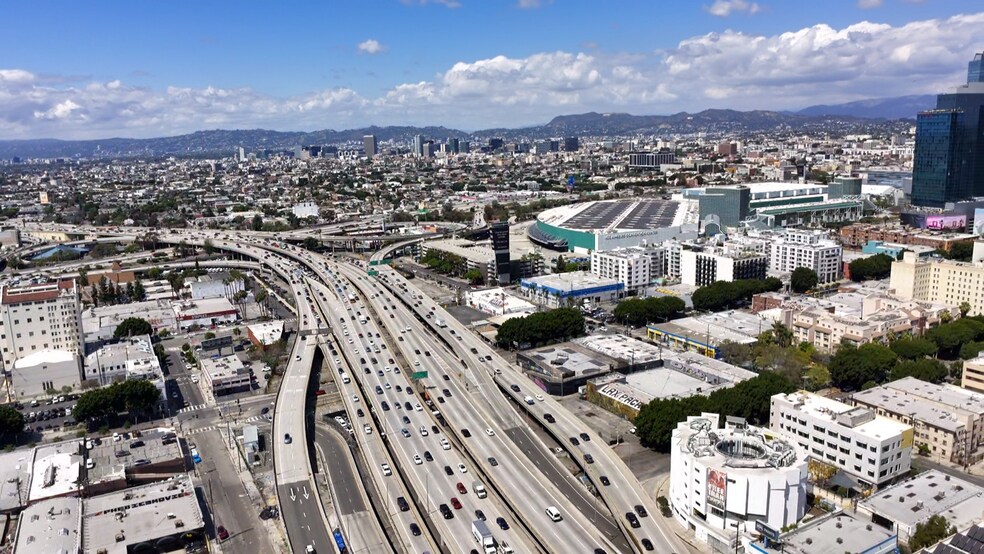 More Photos Of 1800 S Grand Ave, Los Angeles Warehouse For Sale