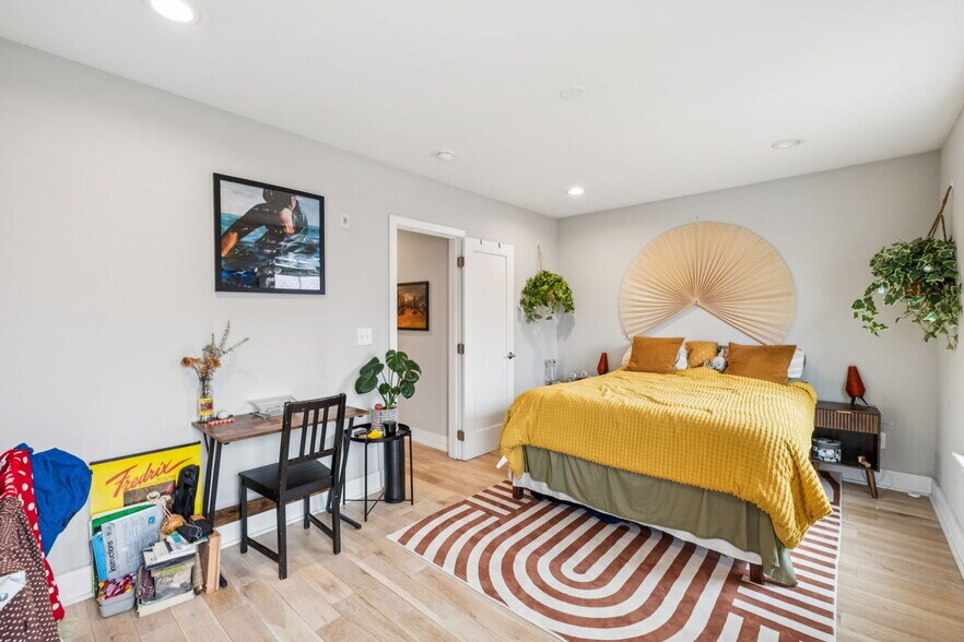 More Photos Of 1516 Green St, Philadelphia Apartments For Sale
