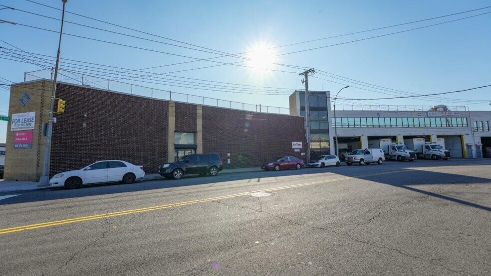 More Photos Of 147-35 Farmers Blvd, Jamaica Warehouse For Lease