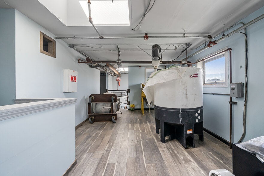 More Photos Of 1326 9th Ave, San Francisco Restaurant For Sale