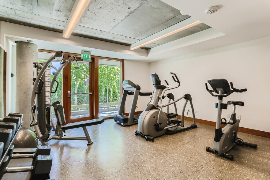 More Photos Of 3705 N Overlook Blvd, Portland Apartments For Sale