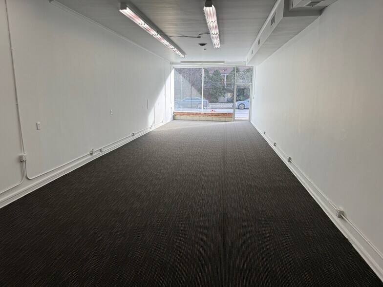 More Photos Of 2628-2634 W Touhy Ave, Chicago Storefront Retail Office For Lease