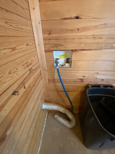 More Photos Of 6701 NW 178th St, Edmond Flex For Sale