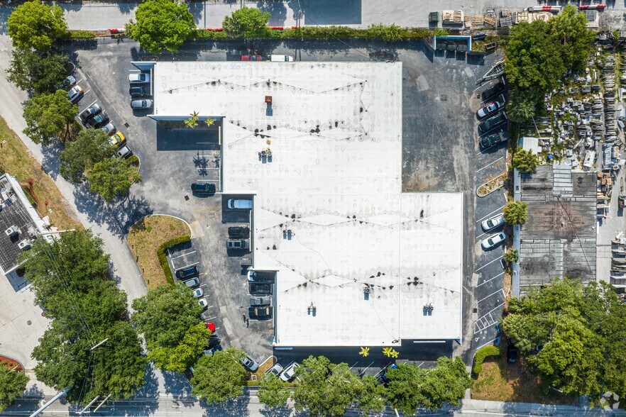 More Photos Of 101 S Congress Ave, Delray Beach Showroom For Lease