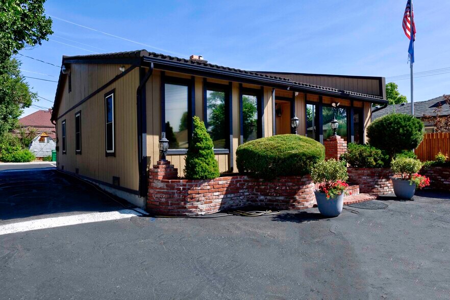 More Photos Of 139 Vassar St, Reno Medical For Lease