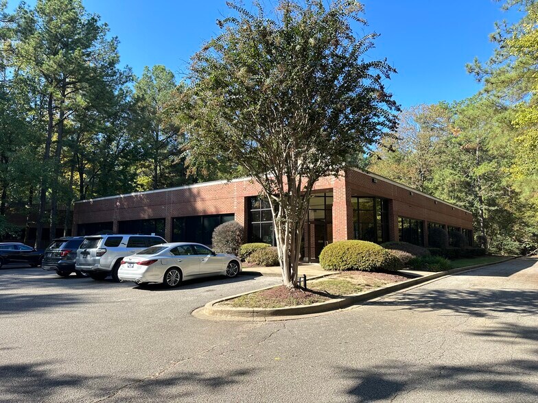 More Photos Of 1655 Wynne Rd, Cordova Office For Lease