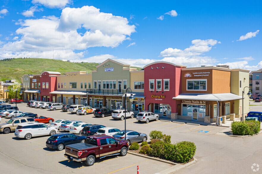 Primary Photo Of 120 5th Ave W, Cochrane Unknown For Lease