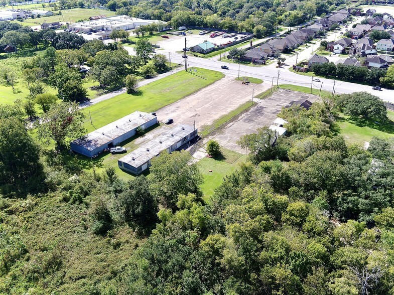 More Photos Of 1716 N Gordon St, Alvin Land For Sale