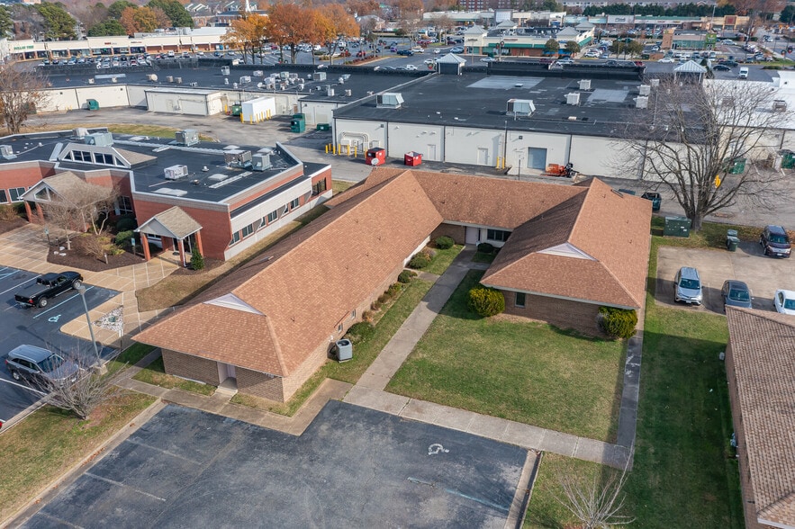 More Photos Of 2110 Hartford Rd, Hampton Medical For Lease