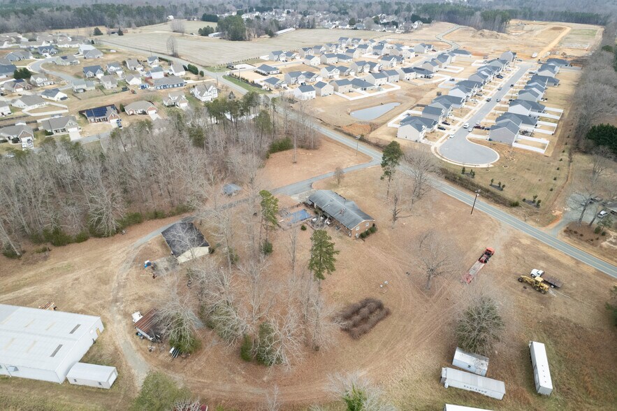More Photos Of Lacy Holt Road, Graham Land For Sale