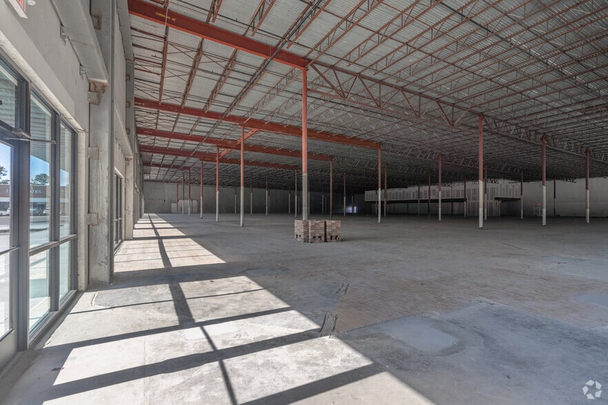 Photo of 1st Floor Ste Clear Lake