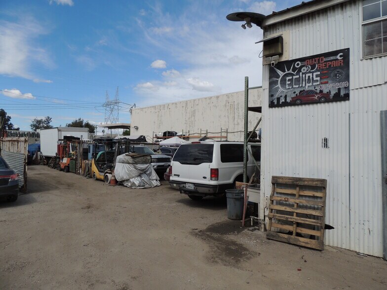 More Photos Of 8265 Lankershim Blvd, North Hollywood Distribution For Sale