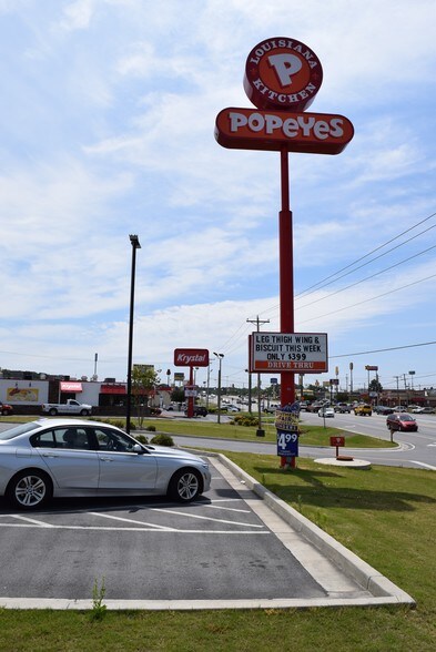 More Photos Of 638 Highway 53 SE, Calhoun Restaurant For Lease