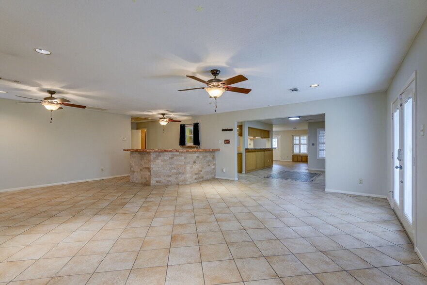 More Photos Of 11820 Plainbrook St, La Porte Specialty For Sale