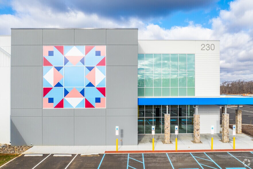 More Photos Of 1130 N Pottstown Pike, Exton Distribution For Lease