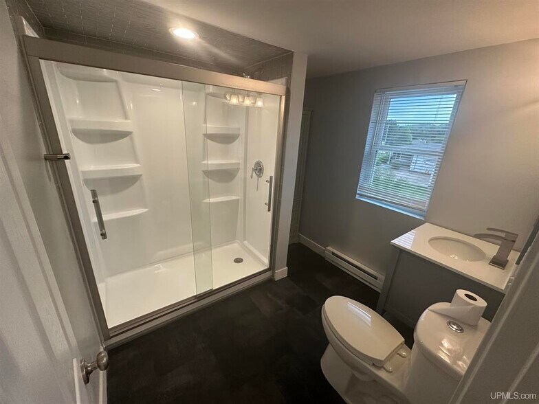 More Photos Of 19283 US Highway 41 W, Champion Light Manufacturing For Sale