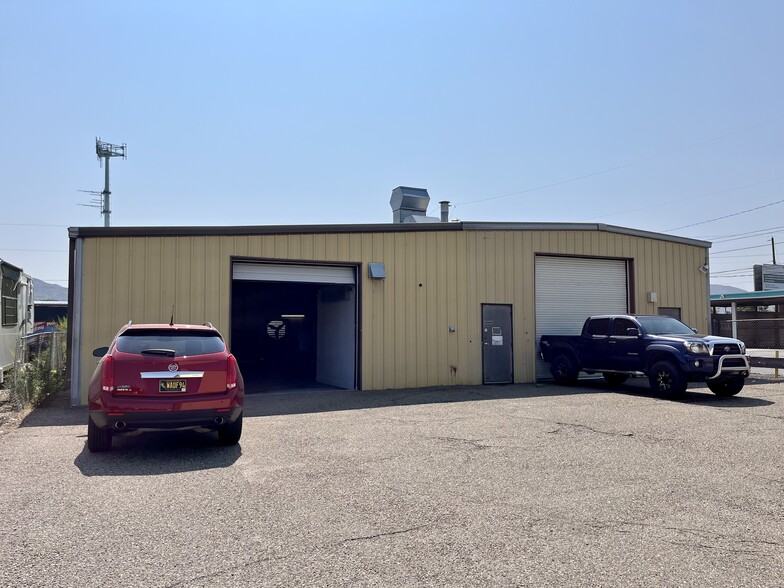 Primary Photo Of 109 Shirley St NE, Albuquerque Auto Repair For Sale