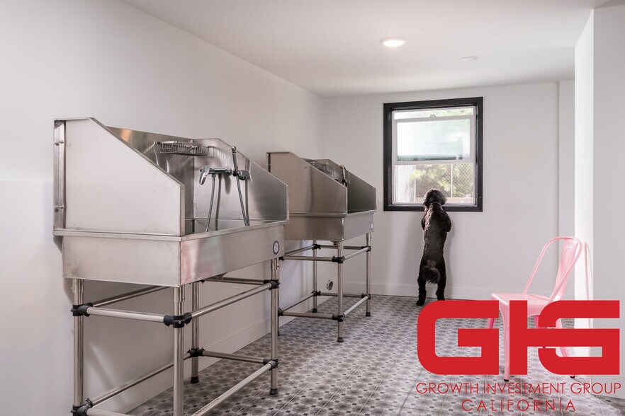 More Photos Of 262 N Los Robles Ave, Pasadena Apartments For Sale