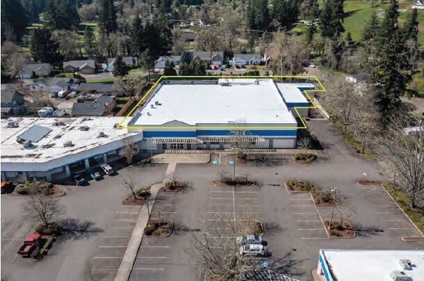 Primary Photo Of 1405 N 99 Hwy, Cottage Grove Supermarket For Sale