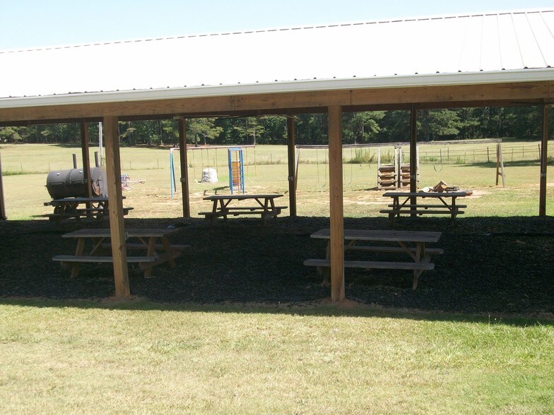 More Photos Of 99 Ellis Trl, Covington Religious Facility For Sale