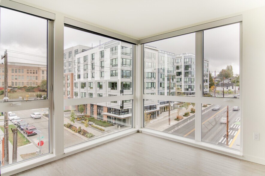 More Photos Of 1319 NE 65th St, Seattle Apartments For Sale