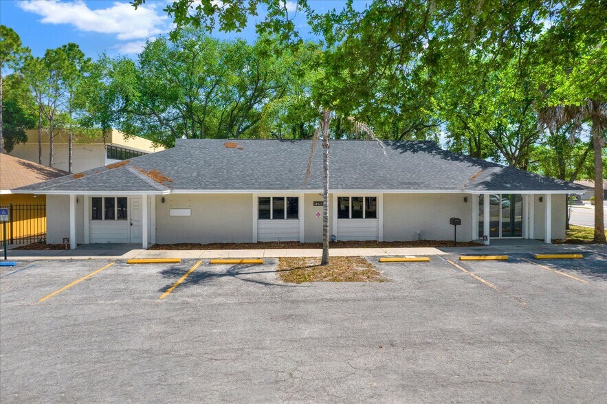 More Photos Of 12425 N Florida Ave, Tampa Medical For Sale