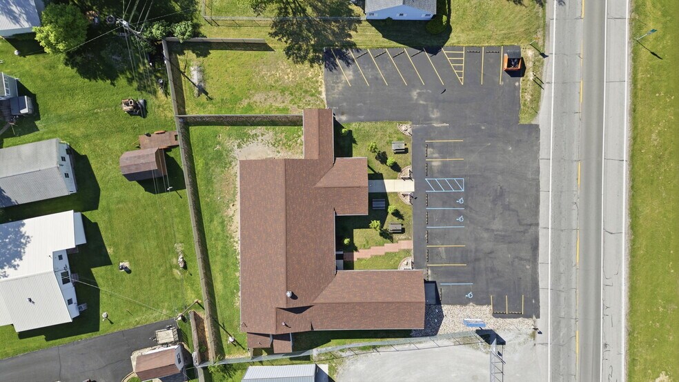 More Photos Of 12150 N US Highway 421, Monticello General Retail For Sale