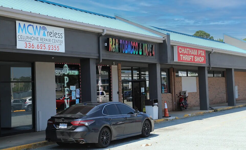 More Photos Of 110 E Raleigh St, Siler City Unknown For Lease