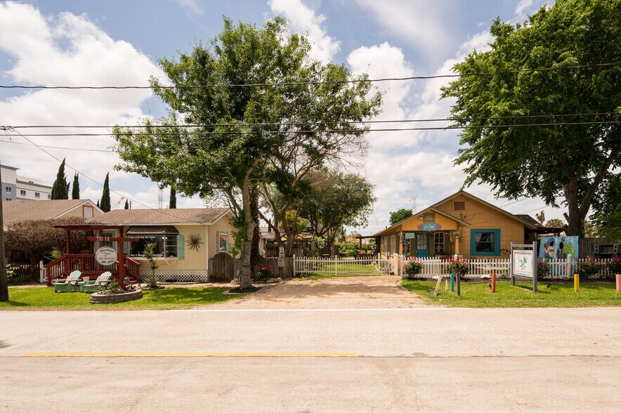 More Photos Of 706 Bradford Ave, Kemah Land For Sale