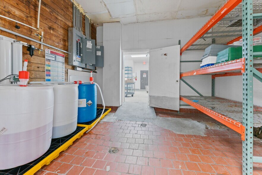 More Photos Of 24 Commerce St, Franklin Industrial For Sale