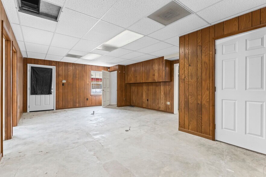 More Photos Of 45 W Dares Beach Rd, Prince Frederick Office For Lease