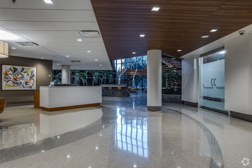 More Photos Of 225 E Robinson St, Orlando Unknown For Lease