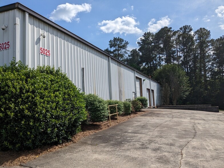More Photos Of 5025 Old York Rd, Rock Hill Distribution For Lease